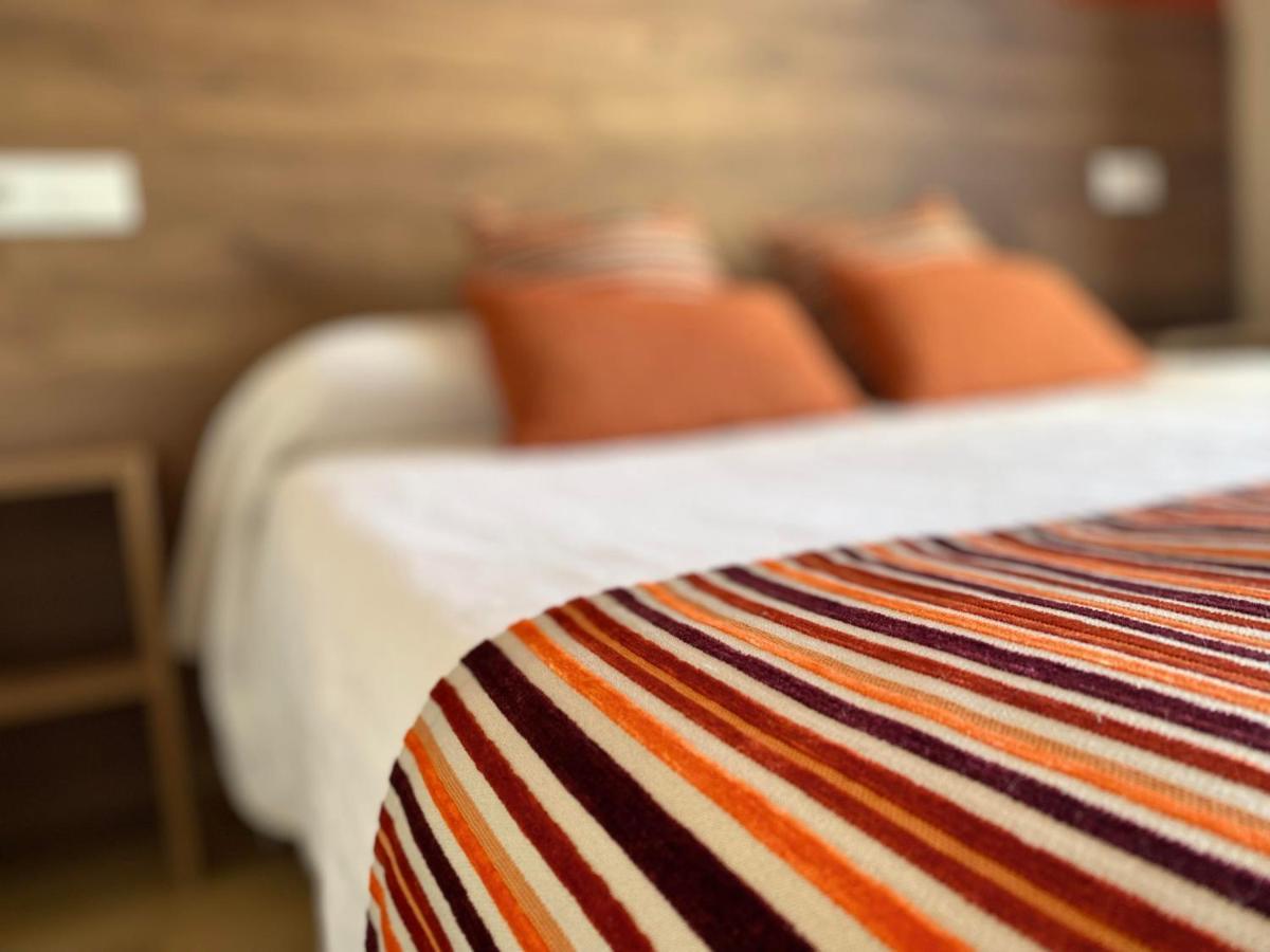 Hotel Le Belvedere แซงต์-ซีเปรียง ภายนอก รูปภาพ