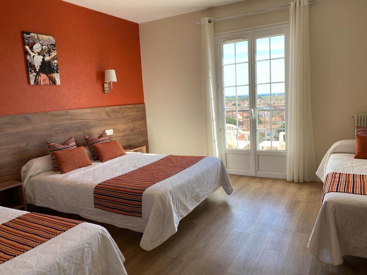 Hotel Le Belvedere แซงต์-ซีเปรียง ภายนอก รูปภาพ